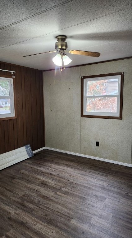 647 Liberty Rd, Grove City PA 16127-4108 exterior