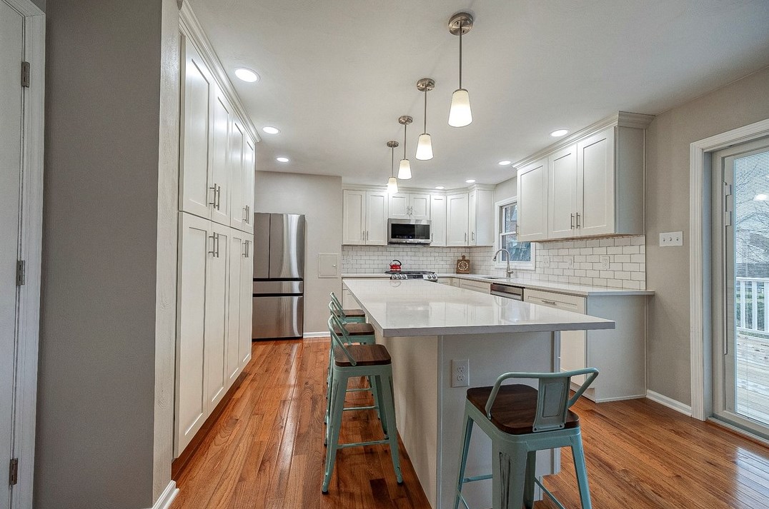 1003 Deveron Ct, Jeannette PA  15644-1056 exterior