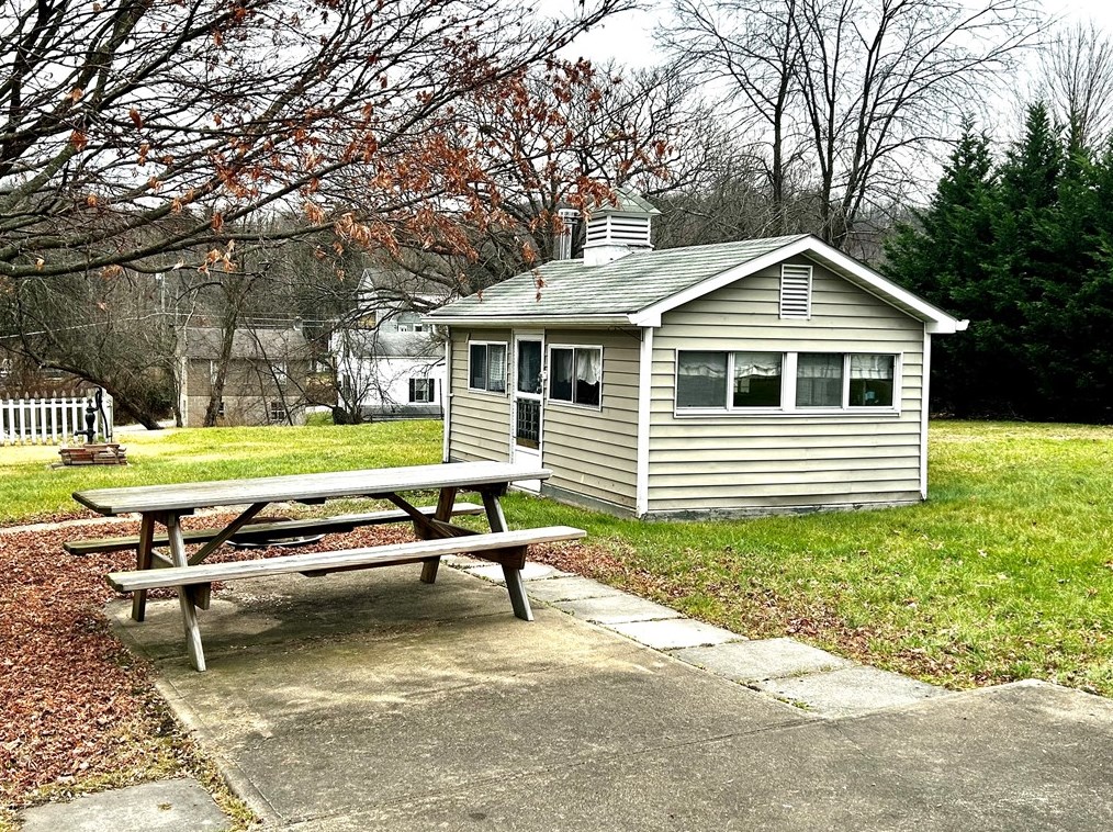 412 Pless Way, Saltsburg, PA 15681