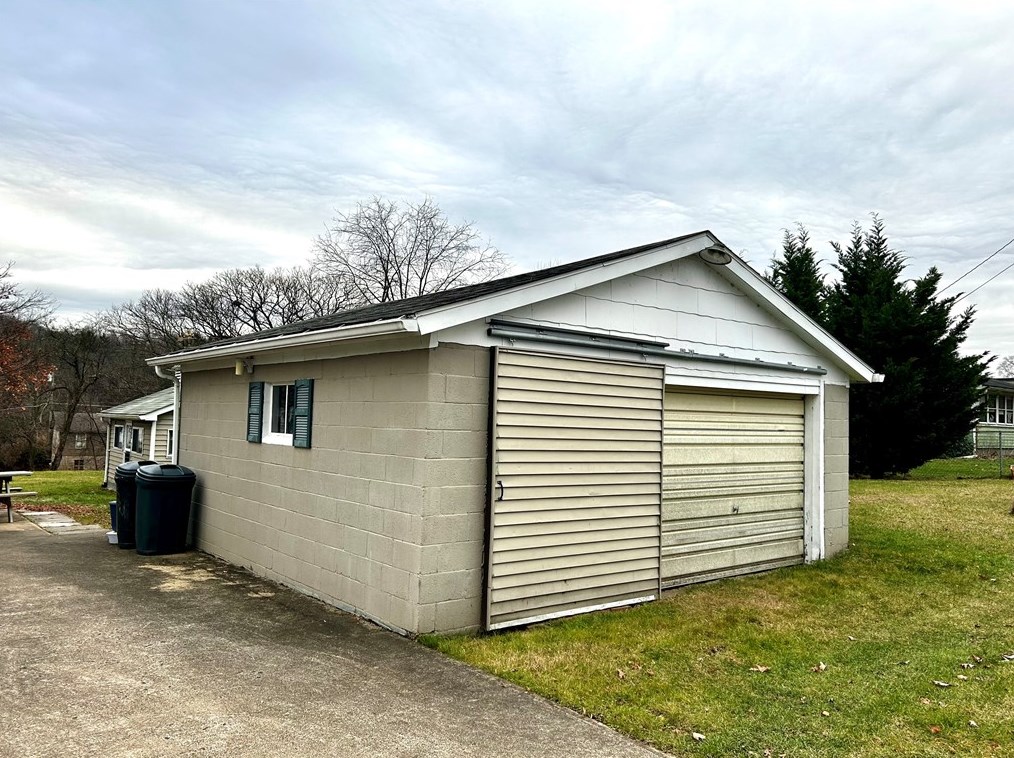 412 Pless Way, Saltsburg, PA 15681