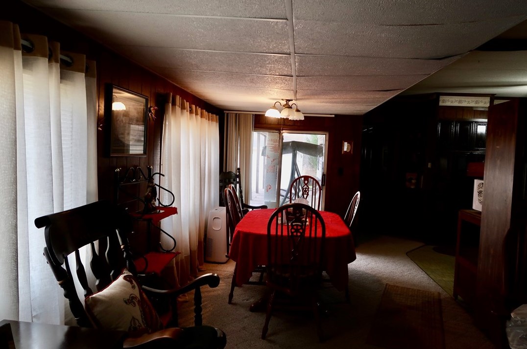 72 Snyder Rd, Greenville PA  16125-9613 exterior