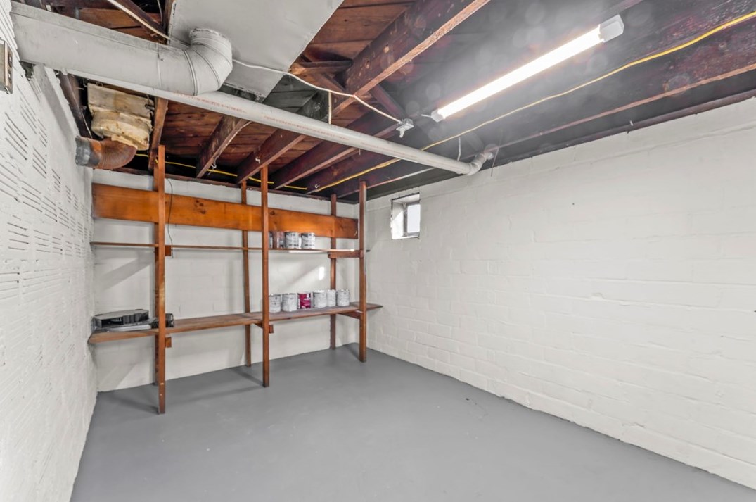 865 Duncan Ave, Washington PA  15301-3820 exterior