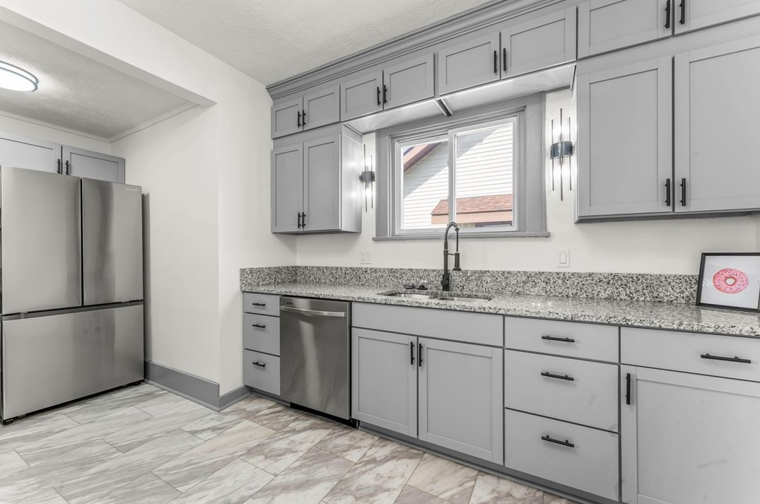 865 Duncan Ave, Washington PA  15301-3820 exterior