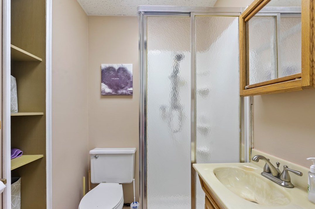 337 James St, Latrobe PA  15650-2925 exterior