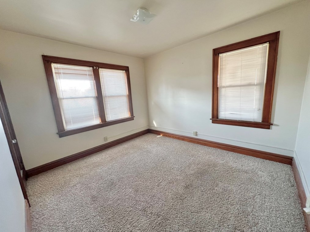 237 Fairmont Ave, New Castle PA  16105-1909 exterior