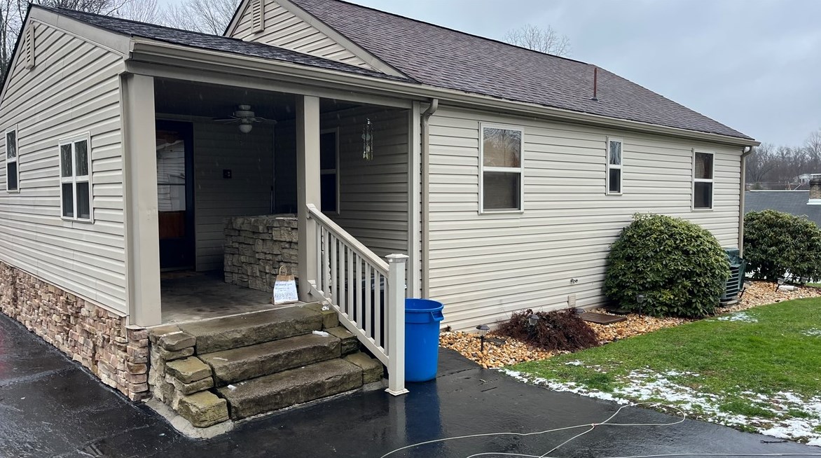 1128 Swede Hill Rd, Greensburg PA  15601-4979 exterior