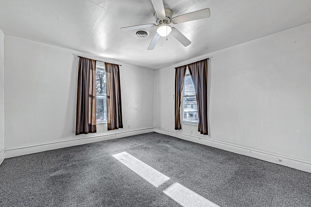 330 New Castle St, Butler PA 16001 exterior