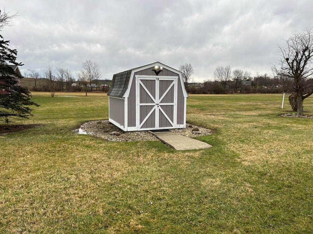 556 Liberty St, Perryopolis PA  15473-5400 exterior