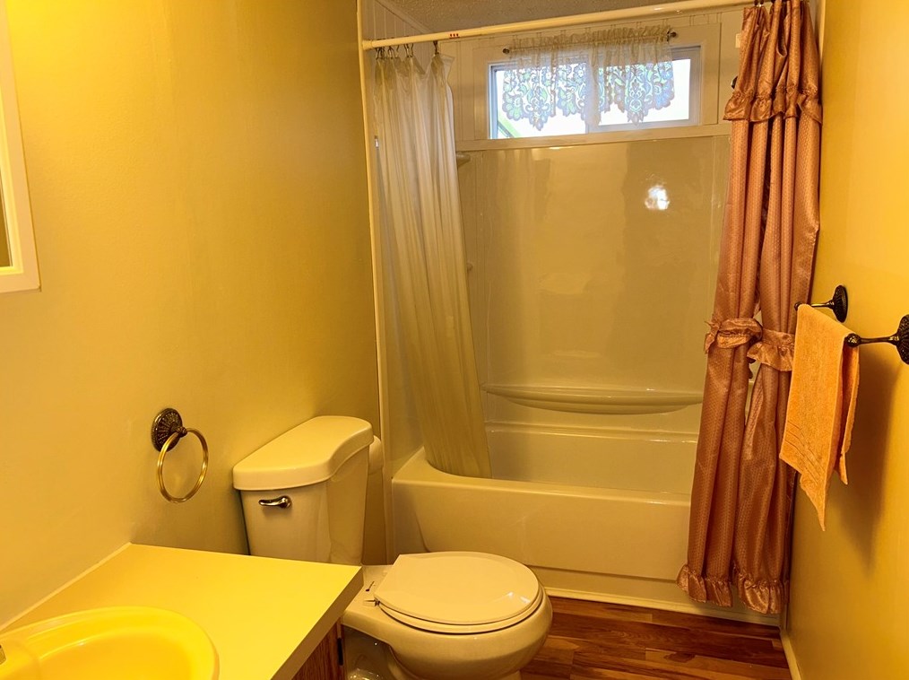 556 Liberty St, Perryopolis PA  15473-5400 exterior