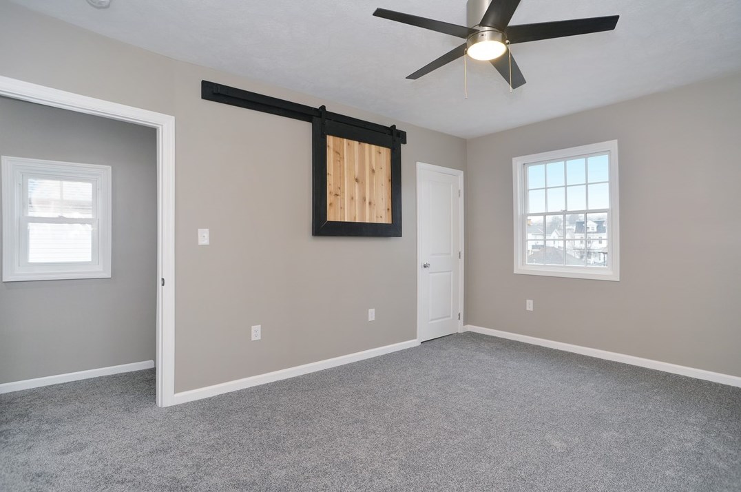 402 1st Ave, Collier Township PA  15106-2575 exterior