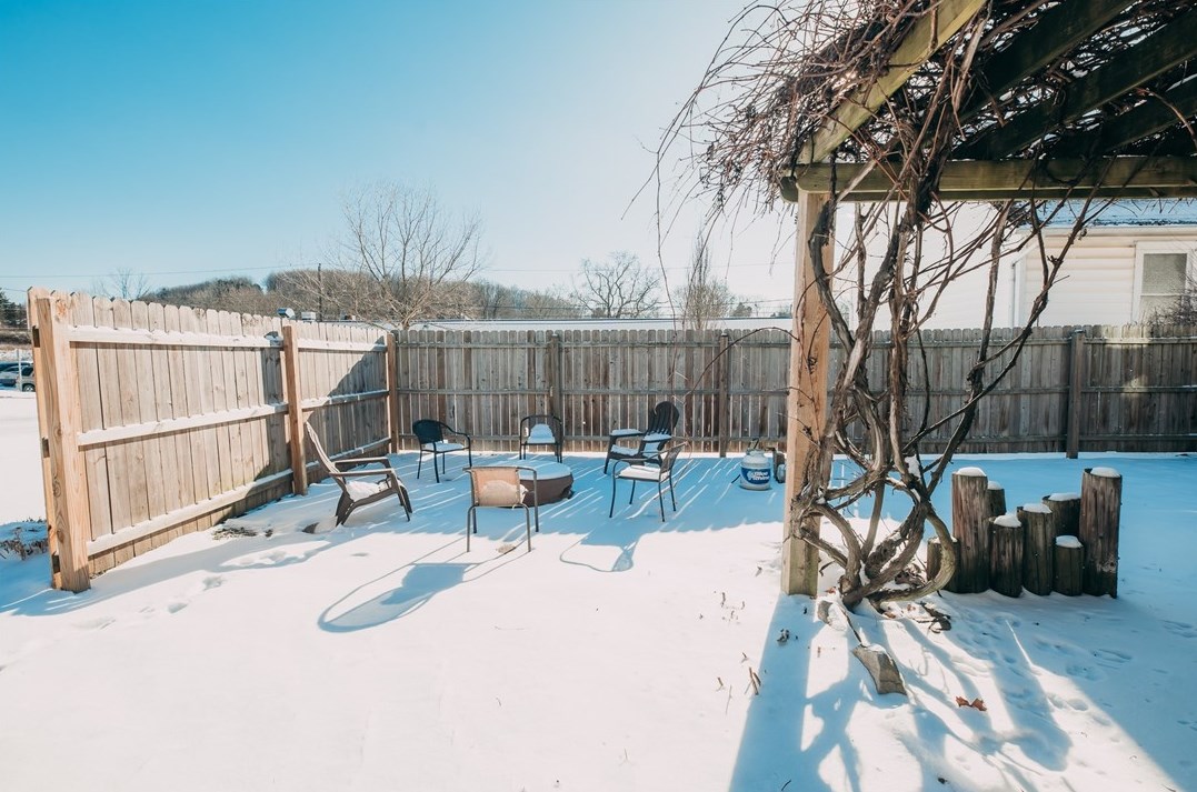 107 2nd St, Indiana PA  15701-2004 exterior