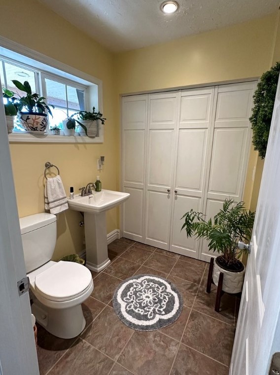 107 2nd St, Indiana PA  15701-2004 exterior