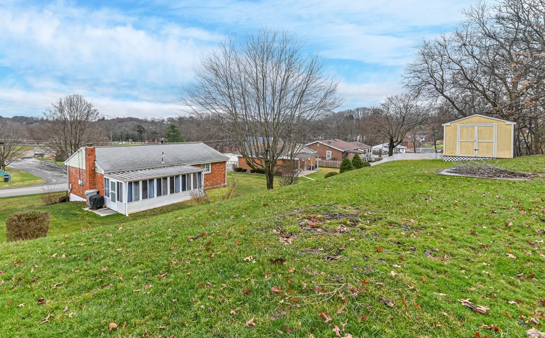 804 Dressel Rd, Allison Park PA  15101-4264 exterior