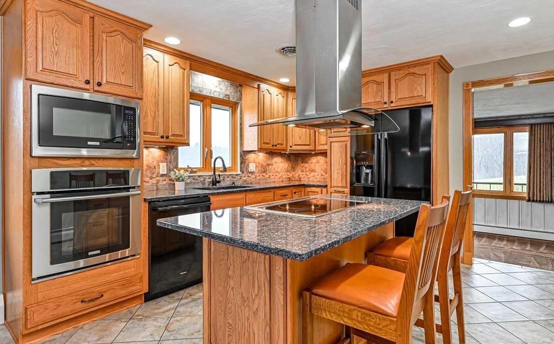 371 Hemlock, Trafford, PA 15085