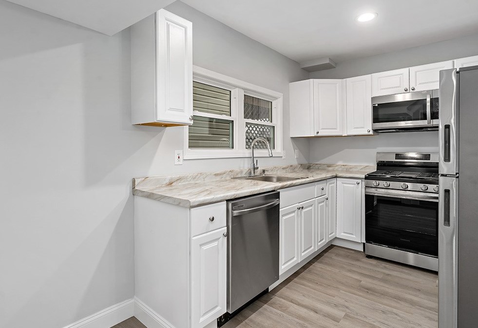 2621 Grandview Ave, Mckeesport PA  15132-7831 exterior