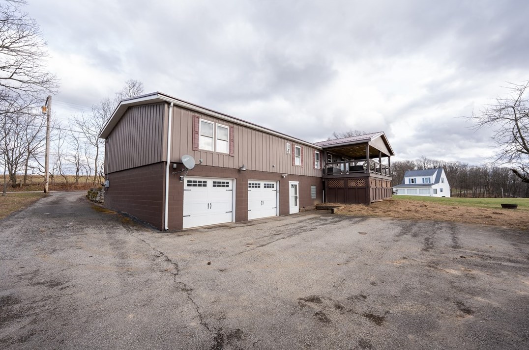 115 Roskovensky Rd, Latrobe PA  15650-5488 exterior