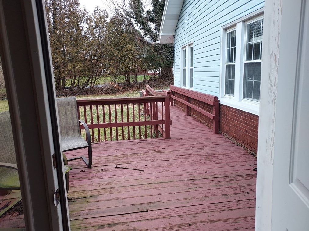 405 Painter St, Youngwood PA  15697-1041 exterior