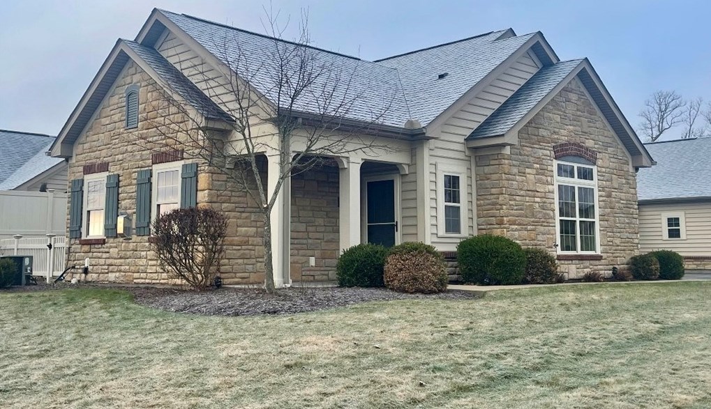 516 Fair Meadow Dr, Washington PA  15301-6192 exterior