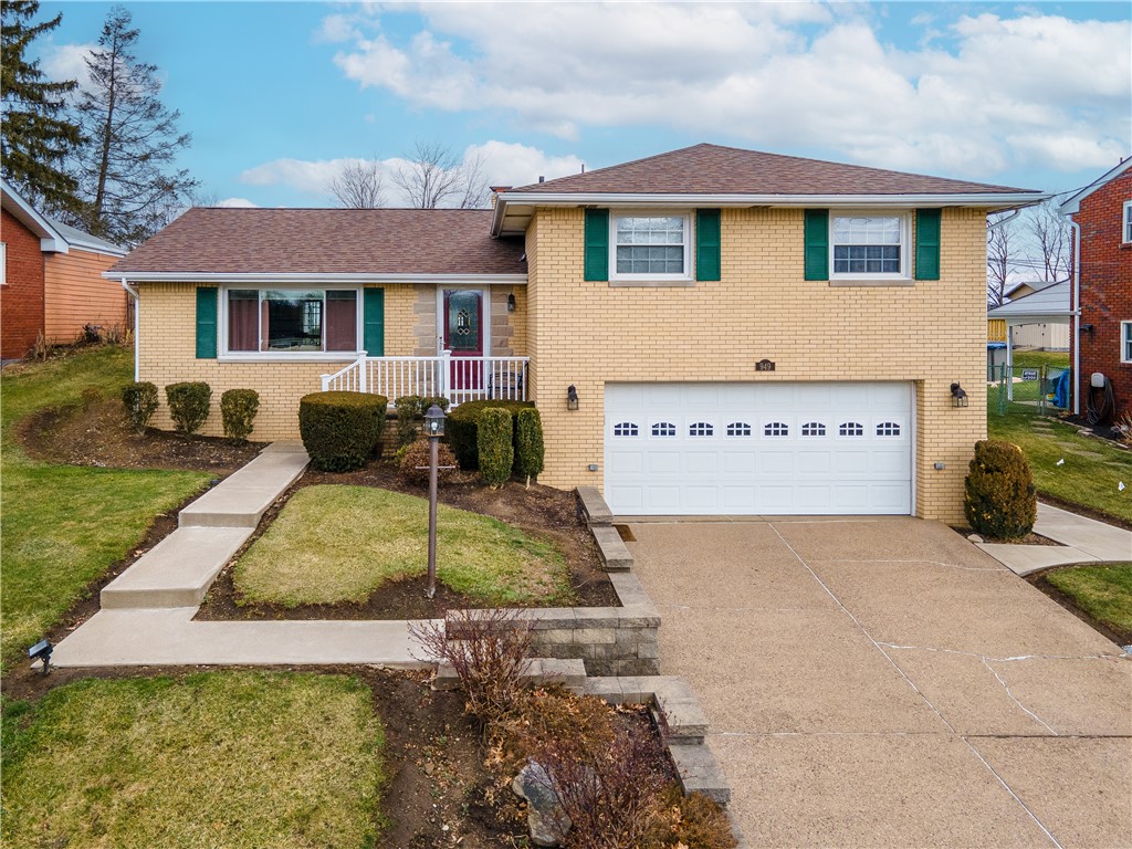 949 Holly Lynne Dr, South Park, PA 15236 MLS 1640004 Coldwell Banker