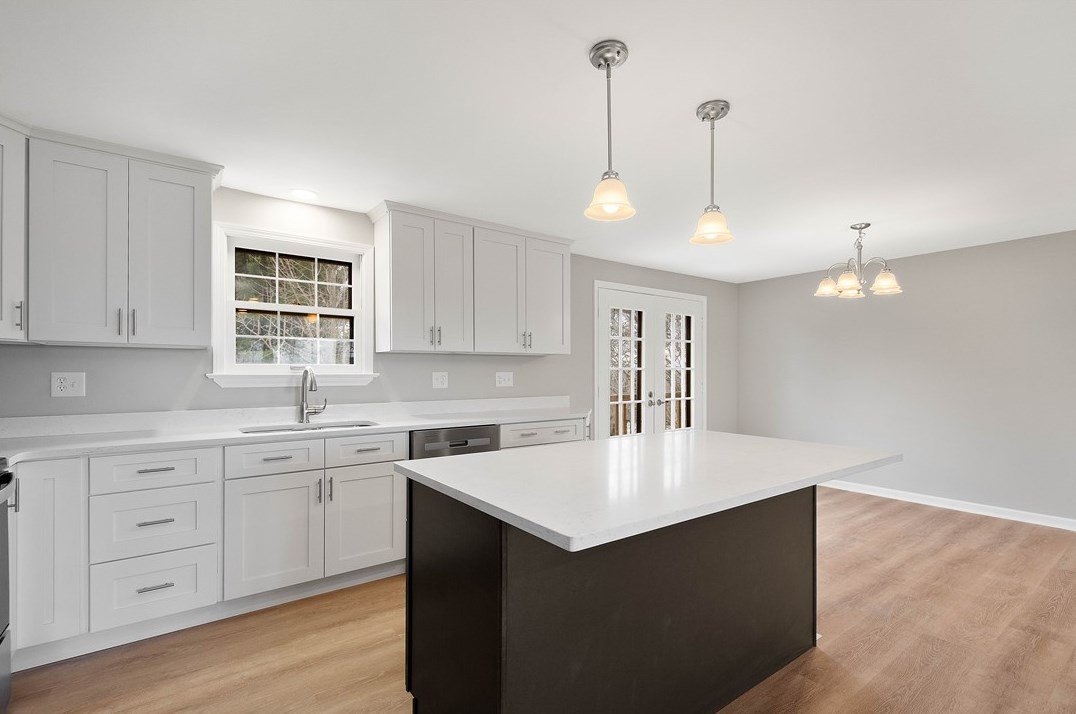 3086 Investors Rd, Washington PA  15301-9230 exterior