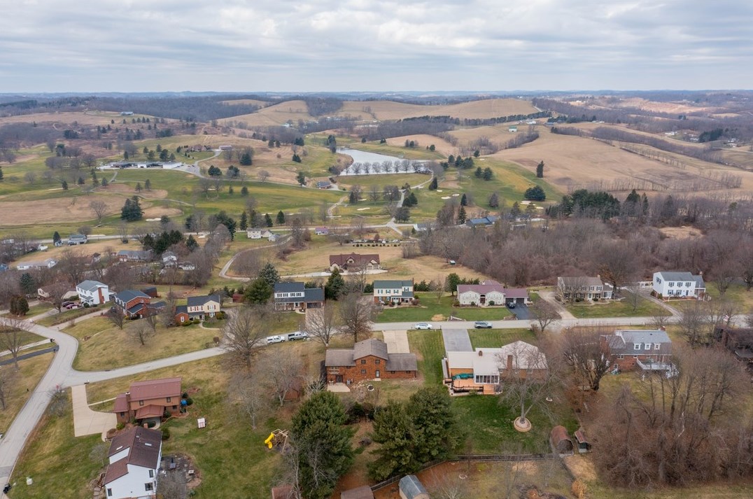3086 Investors Rd, Washington PA  15301-9230 exterior