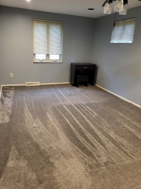 421 Franklin Heights Dr, Monroeville PA  15146-1035 exterior