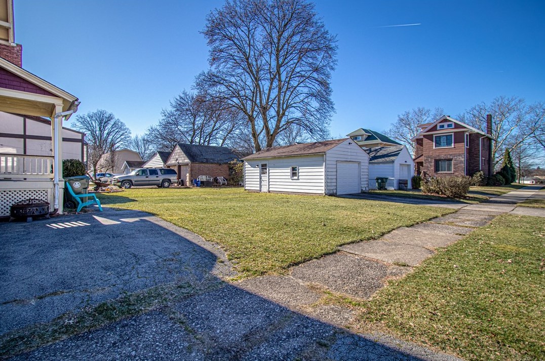 219 Foch St, Ellwood City PA  16117-3816 exterior
