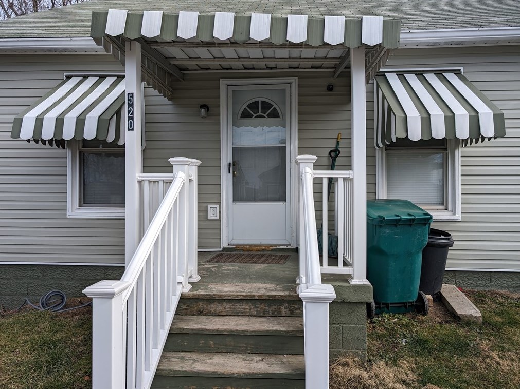 520 Hayes Ave, Washington PA  15301-5424 exterior
