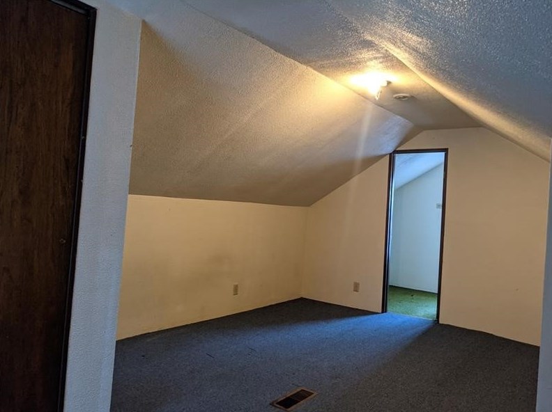 520 Hayes Ave, Washington PA  15301-5424 exterior