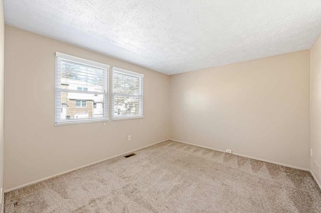 310 Cricketwood Ct, Canonsburg PA  15317-2302 exterior