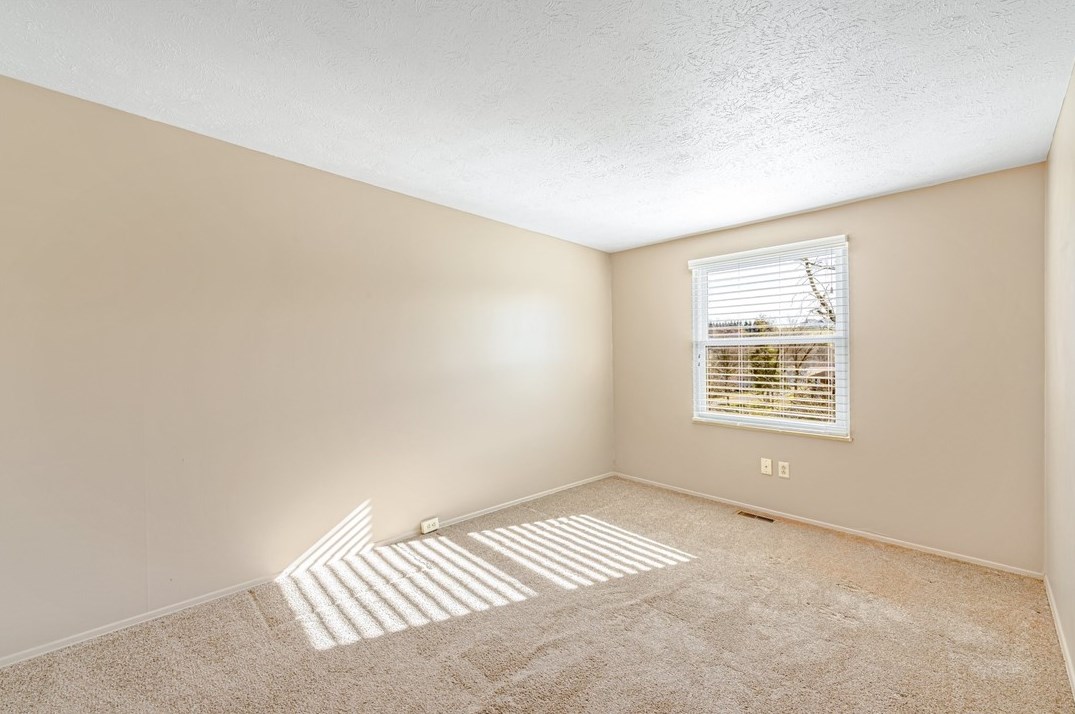 310 Cricketwood Ct, Canonsburg PA  15317-2302 exterior