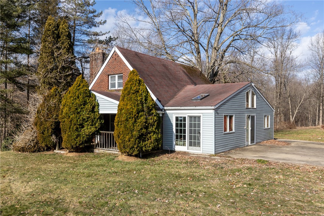 1111 Barkeyville Rd, Pine Township, PA 16127 MLS 1640675 Coldwell