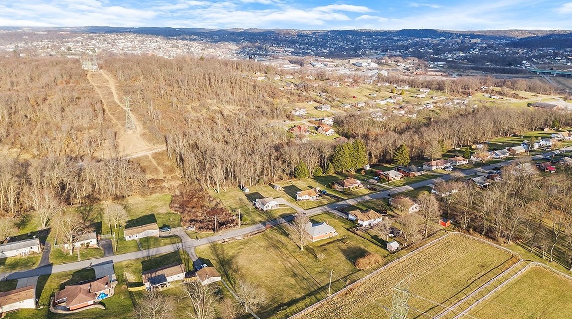 237 Lacock St, Washington PA  15301-2431 exterior