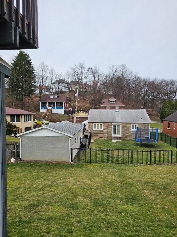 702 Sellers Ave, Jeannette, PA 15644