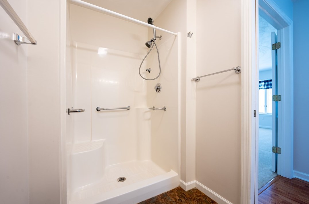 1468 Spg Crst Cir, Latrobe PA 15650-2287 exterior