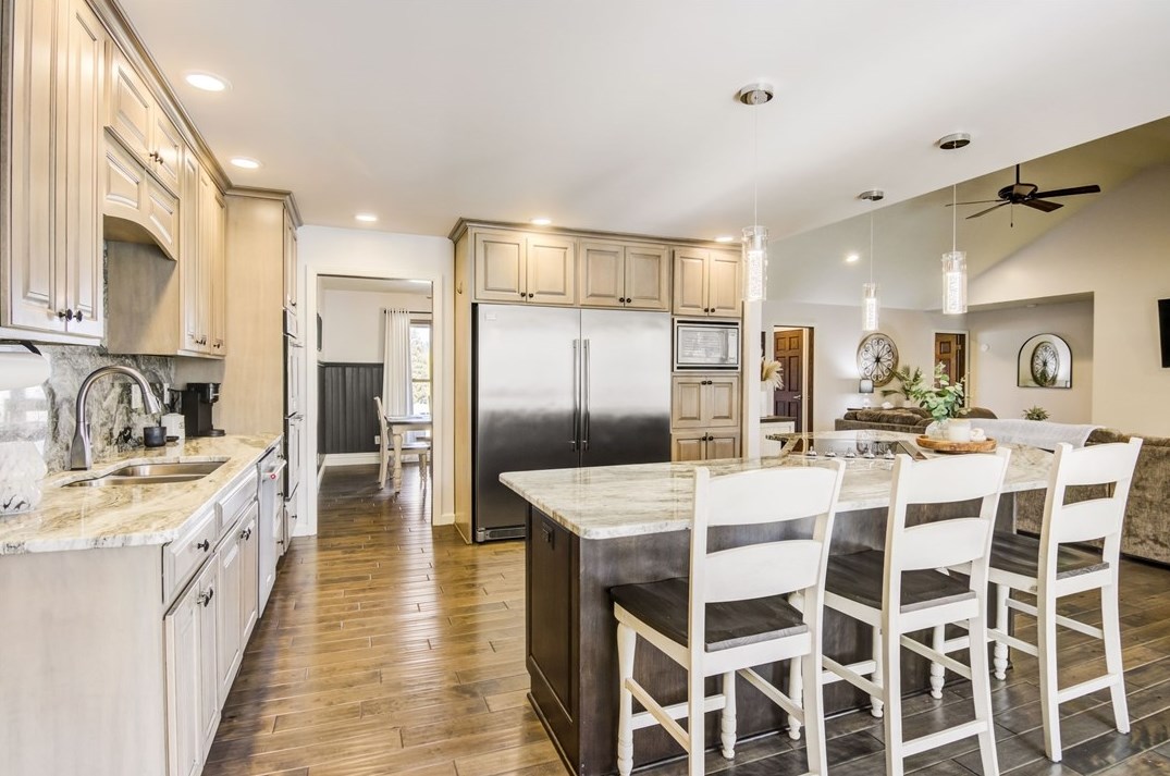 323 Blackhawk Rd, Beaver Falls PA  15010-1405 exterior