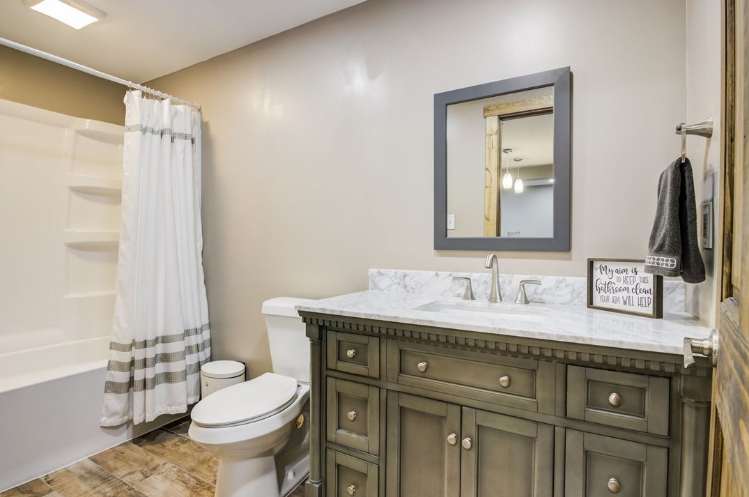 323 Blackhawk Rd, Beaver Falls PA  15010-1405 exterior