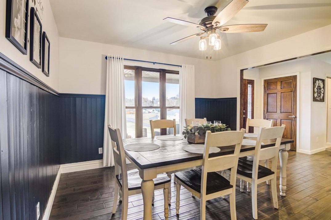 323 Blackhawk Rd, Beaver Falls PA  15010-1405 exterior