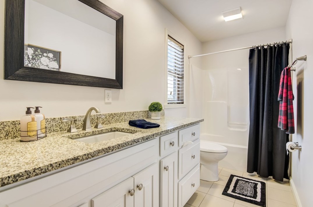 323 Blackhawk Rd, Beaver Falls PA  15010-1405 exterior