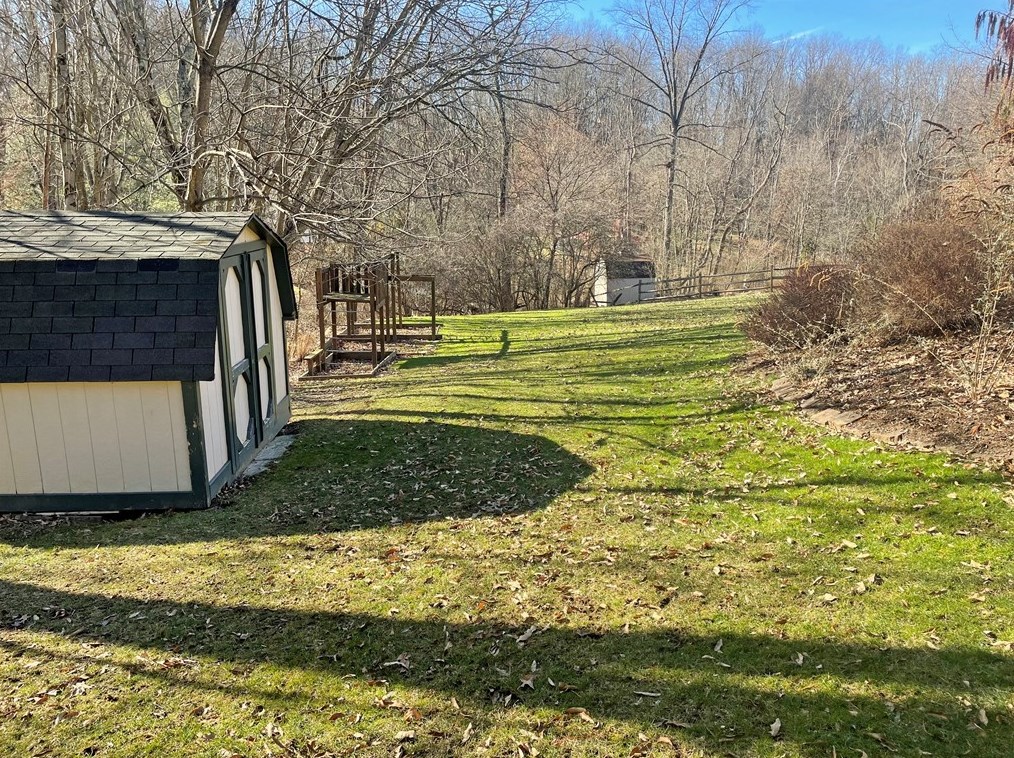 118 Woodside Dr, Canonsburg PA  15317-3244 exterior