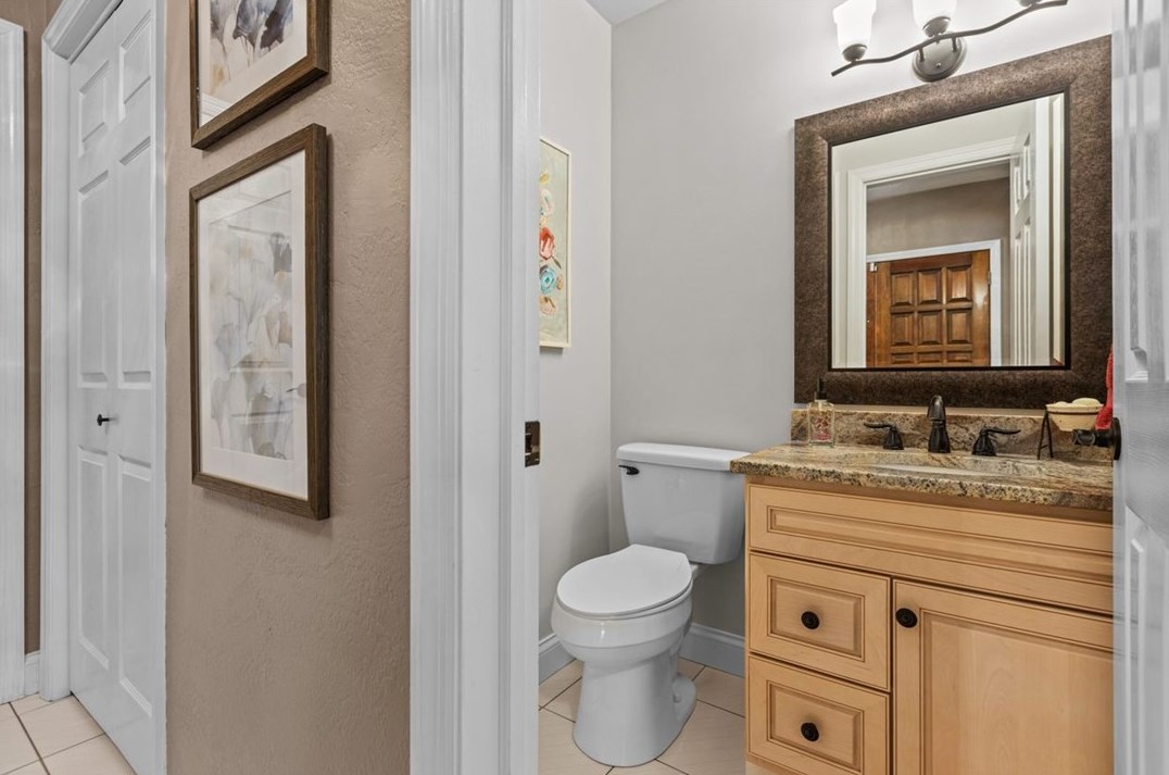 118 Woodside Dr, Canonsburg PA  15317-3244 exterior