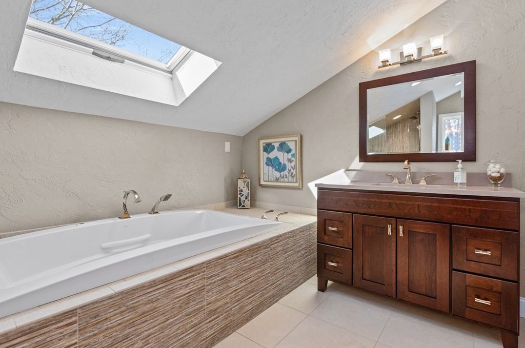 118 Woodside Dr, Canonsburg PA  15317-3244 exterior