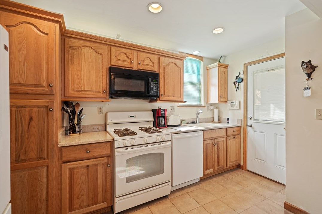 1000 Morton Ave, Mckeesport PA  15133-3930 exterior