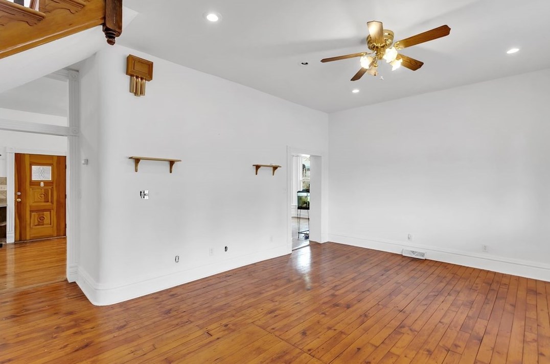 307 Liberty St, Perryopolis PA  15473-5306 exterior