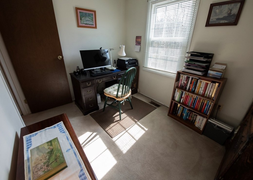 360 Constellation Dr, Freedom PA 15042-2713 exterior