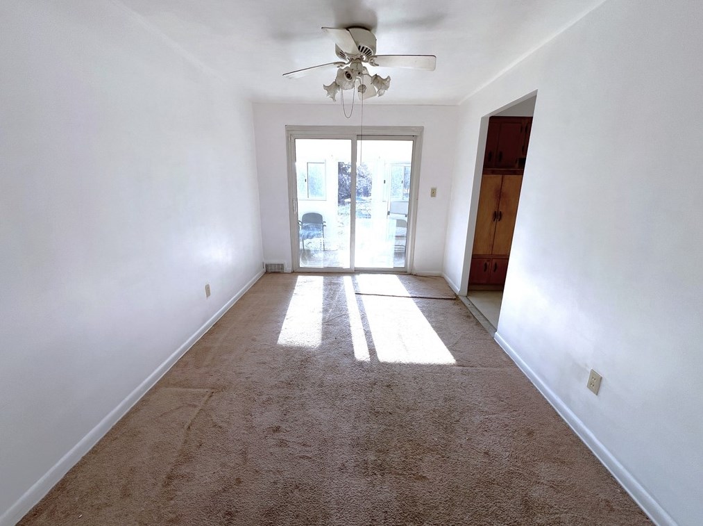 107 Vincent Dr, Verona PA  15147-3213 exterior