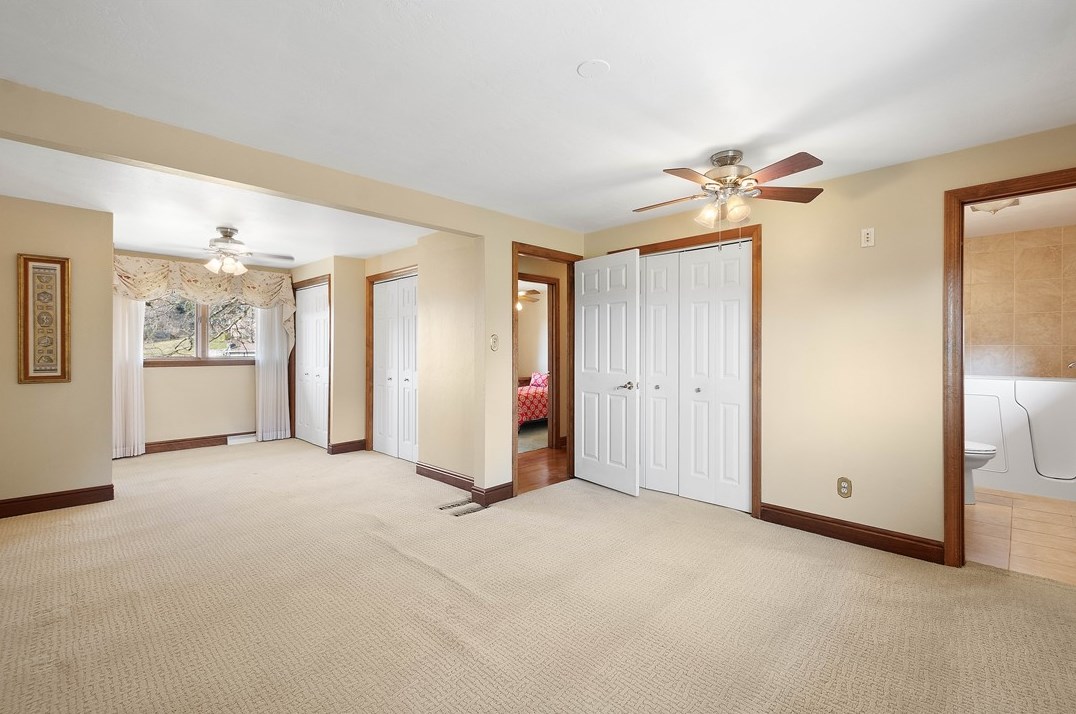 106 Mcgregor Dr, Canonsburg PA  15317-2237 exterior