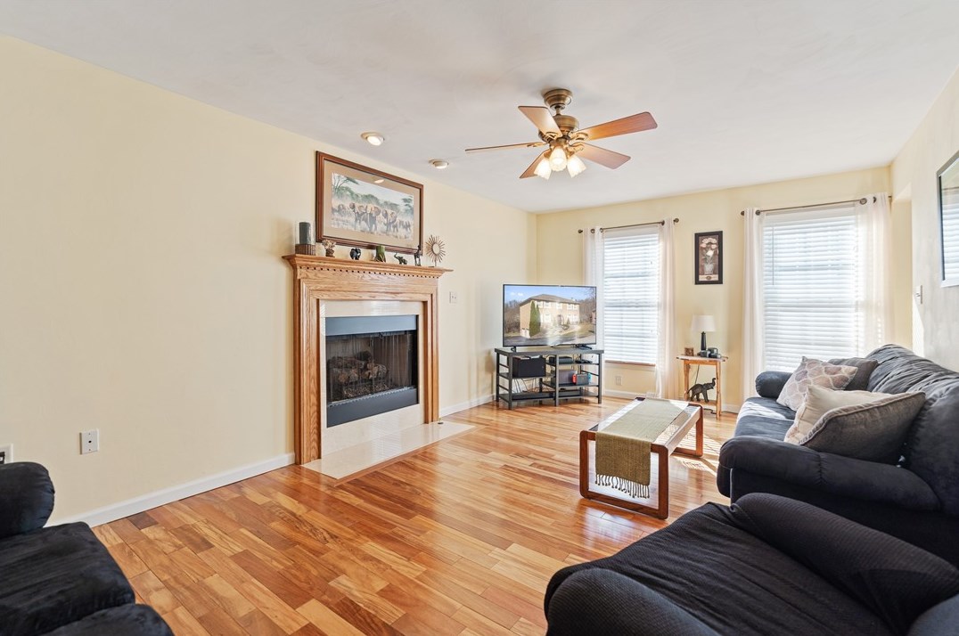 822 Stonebridge Dr, Greensburg PA  15601-5861 exterior