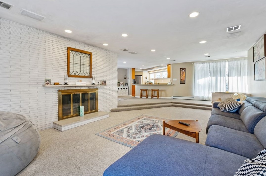 5311 Georgiann Dr, Gibsonia PA  15044-9659 exterior