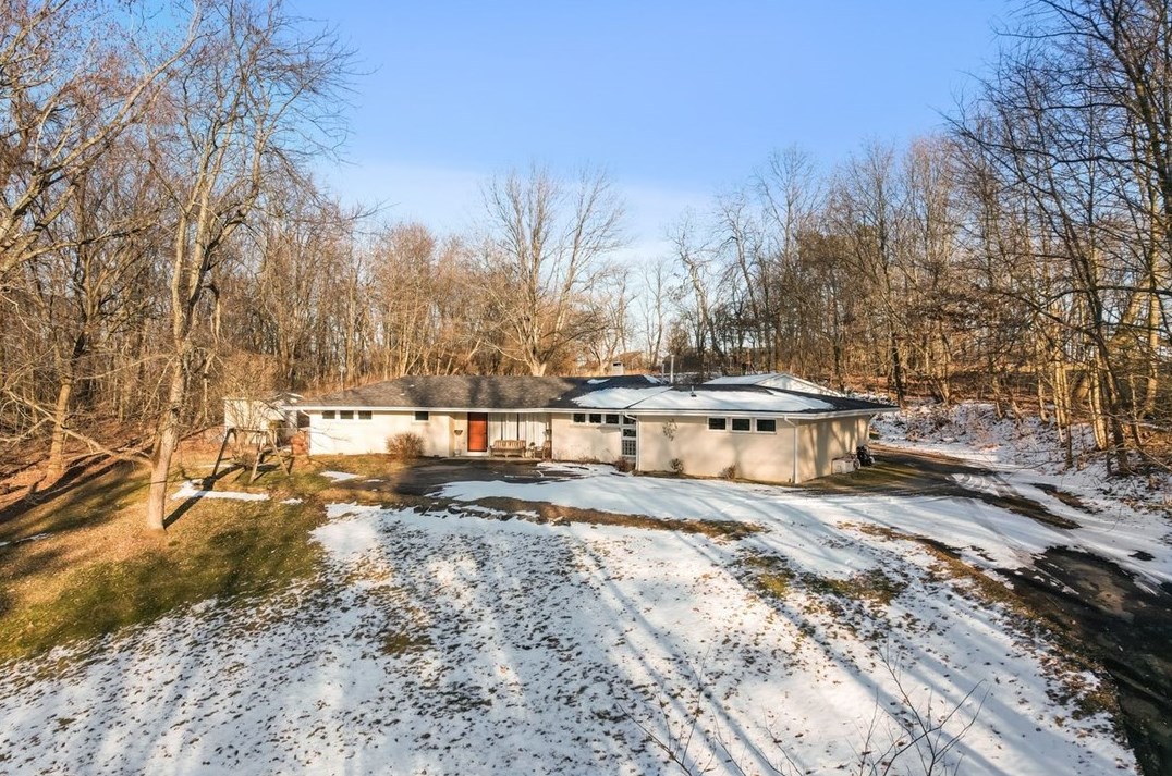 5311 Georgiann Dr, Gibsonia PA  15044-9659 exterior